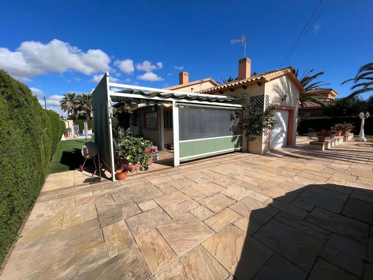 WhatsApp_Image_2026-03-03_at_14.57.24_xlarge Villa in Cabo Roig, Alicante