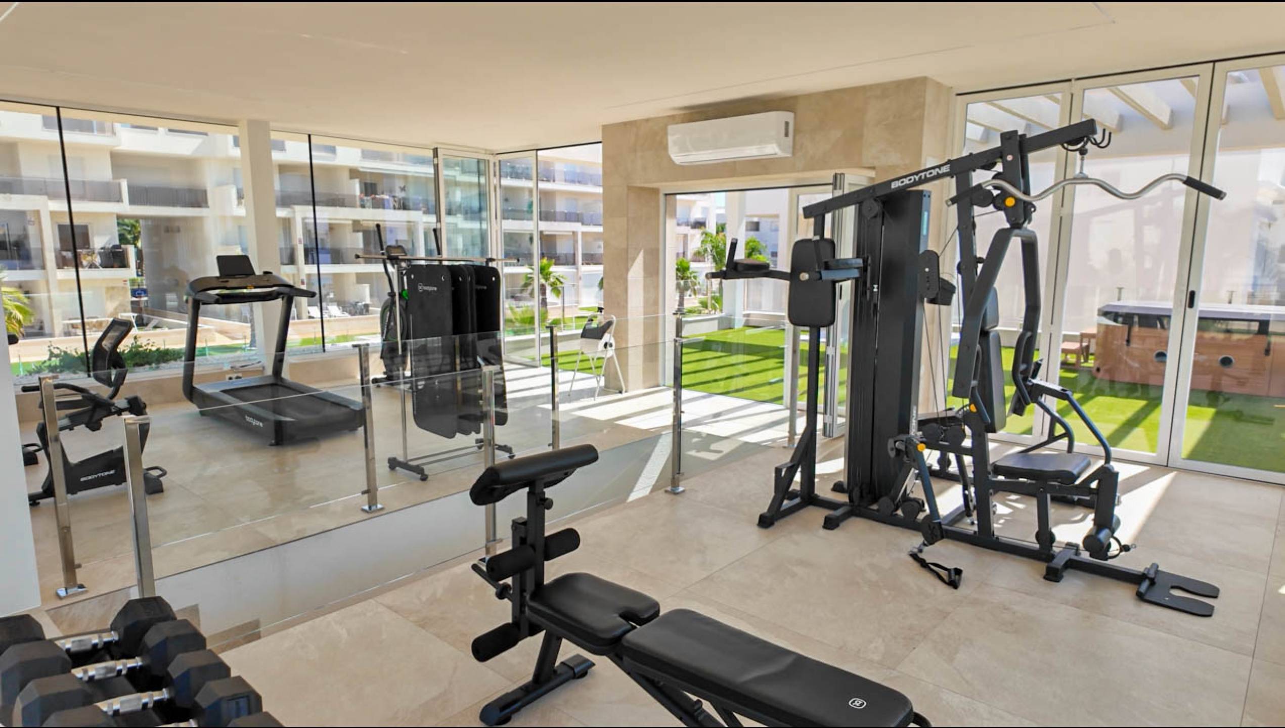 aRuNlZUB9yaPOF0svRJojCgtHqGCRWhV Apartment in Guardamar del Segura, Alicante