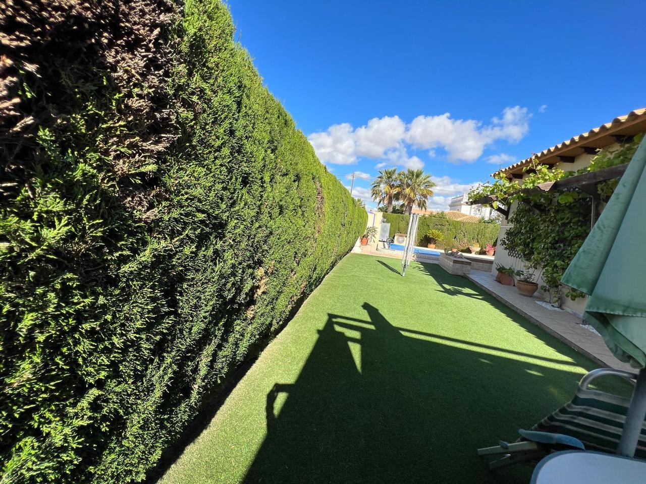 ae6543a094fa7681bc33_xlarge Villa in Cabo Roig, Alicante