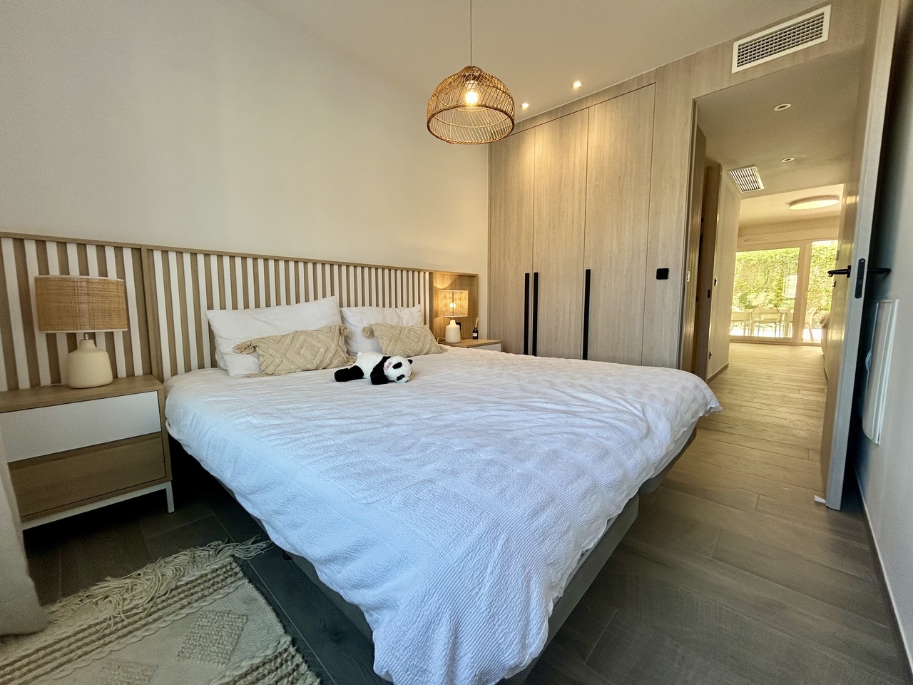 c909ac686c4f81fe9c34_xlarge Apartment in La Finca Golf Resort, Alicante