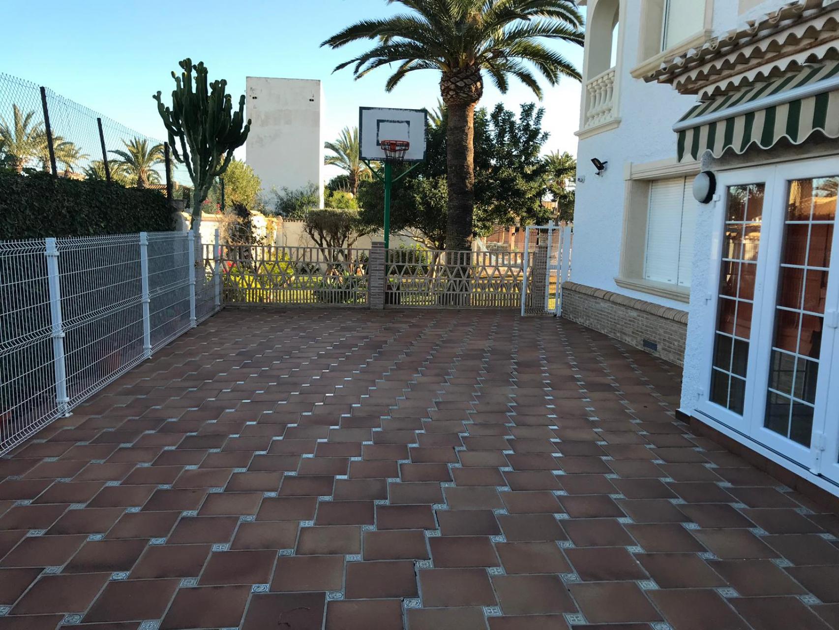g_4q6xc6m3htxv78qribhj Villa in Orihuela Costa, Alicante