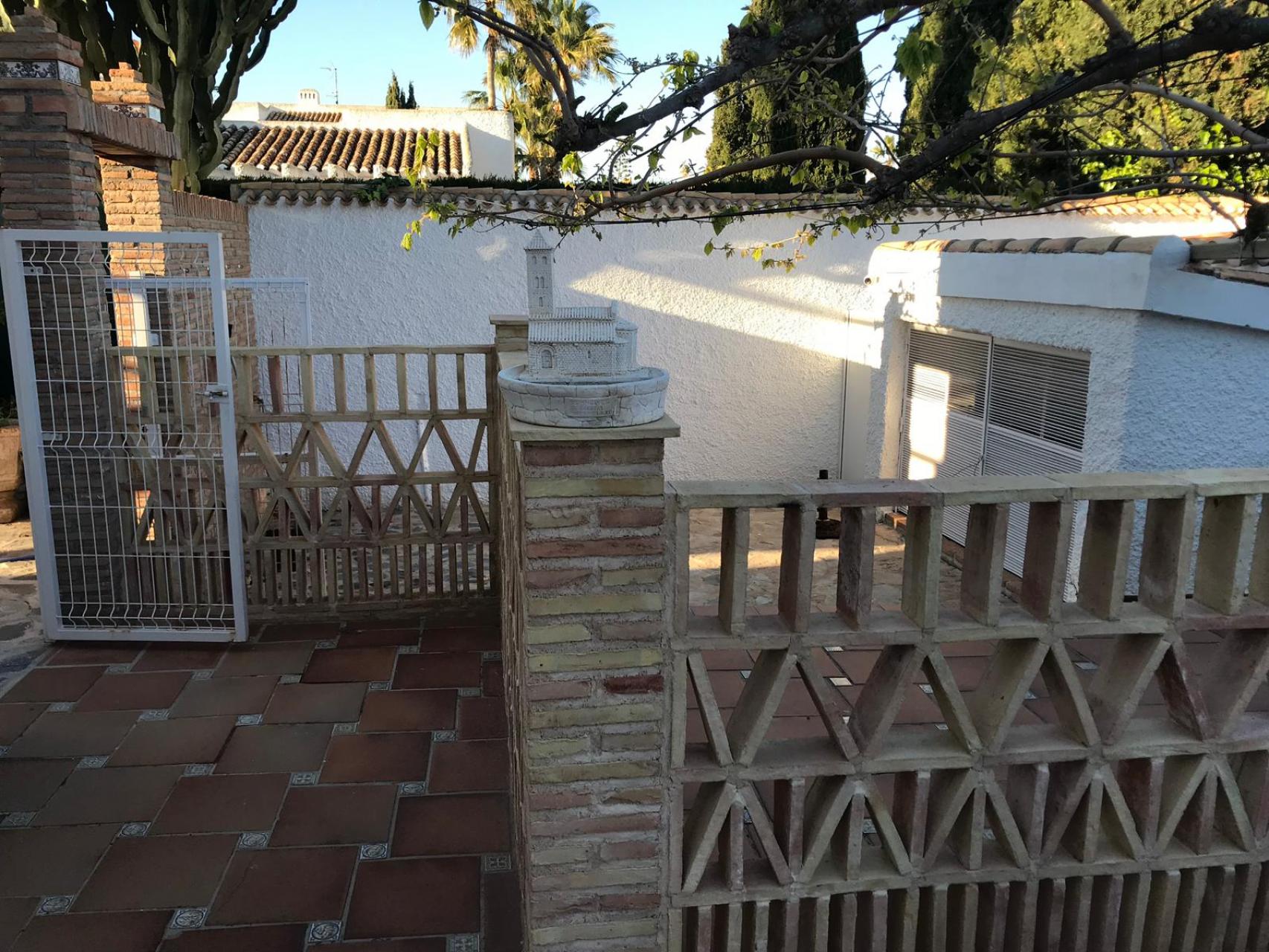 g_7s7anr0x20xwkkus7rac Villa in Orihuela Costa, Alicante
