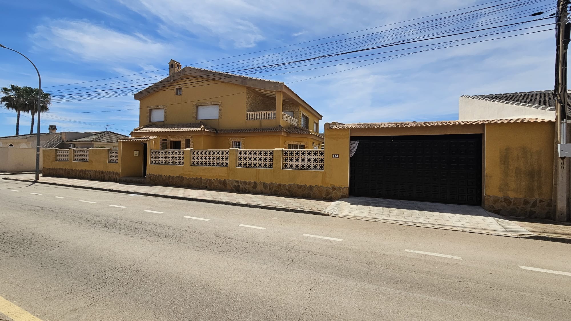 o_1i0t2k1281lfv157r1hpe1gn976h6n Villa in Los Alcazares, Murcia
