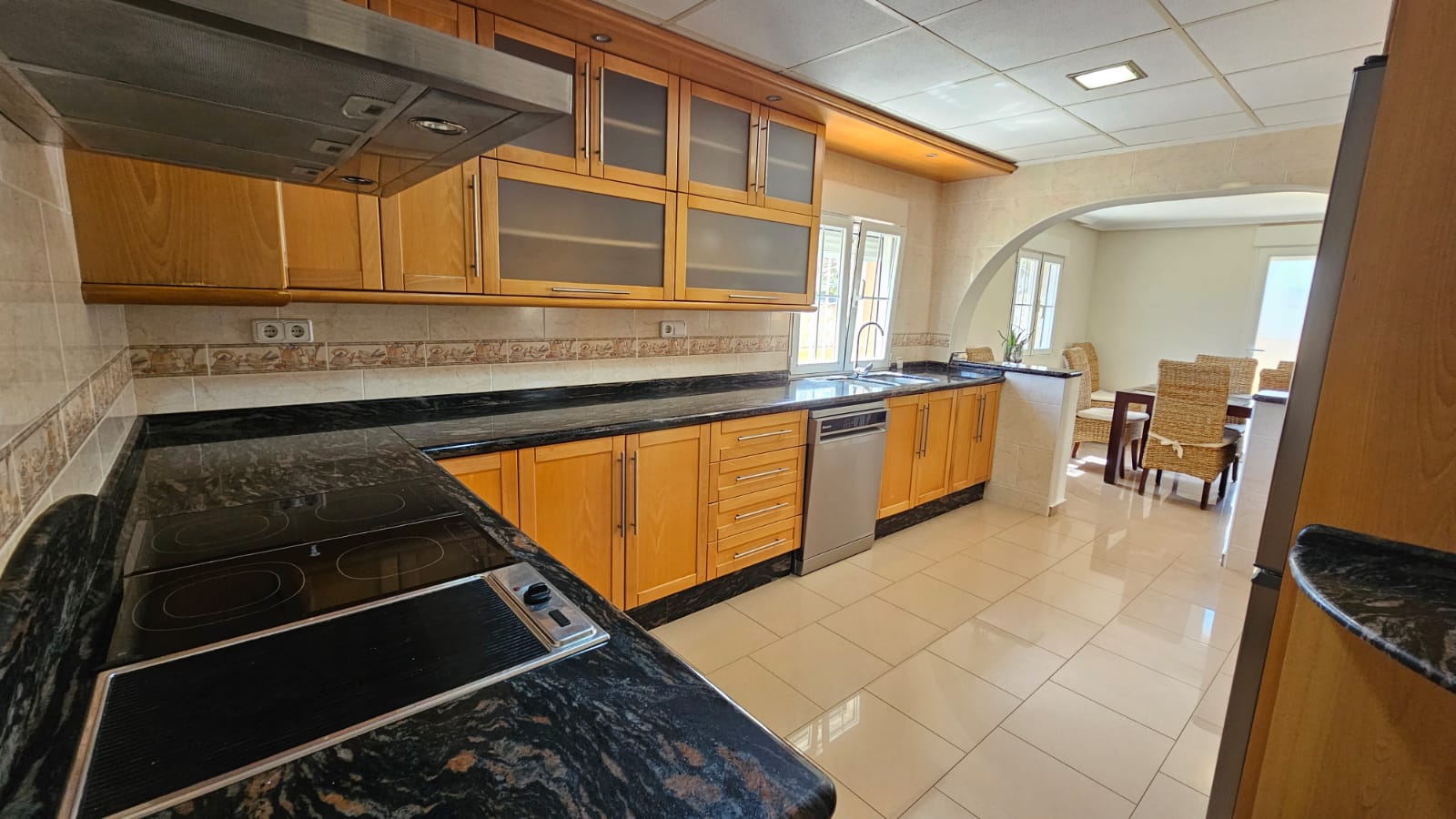 o_1i0t2k1281t8ilif1hp7d6v1qg86o Villa in Los Alcazares, Murcia