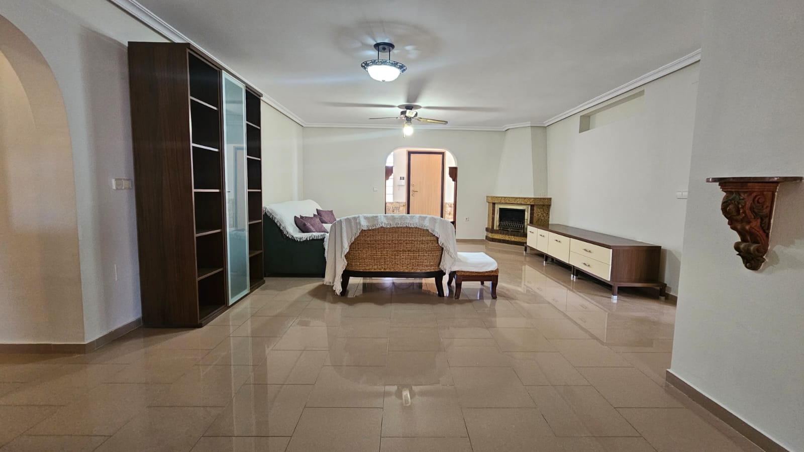 o_1i0t2k1291n321vmd1a4815of1m0q8s Villa in Los Alcazares, Murcia