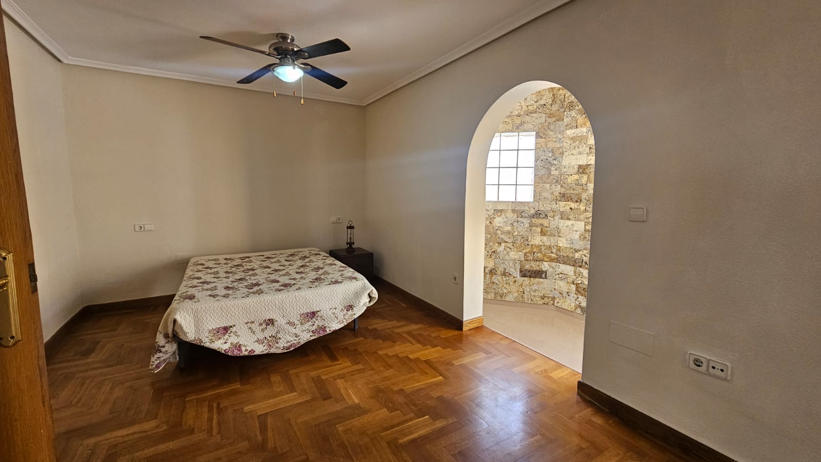 o_1i0t2k129ifp138n1ouf18v13kg9p Villa in Los Alcazares, Murcia