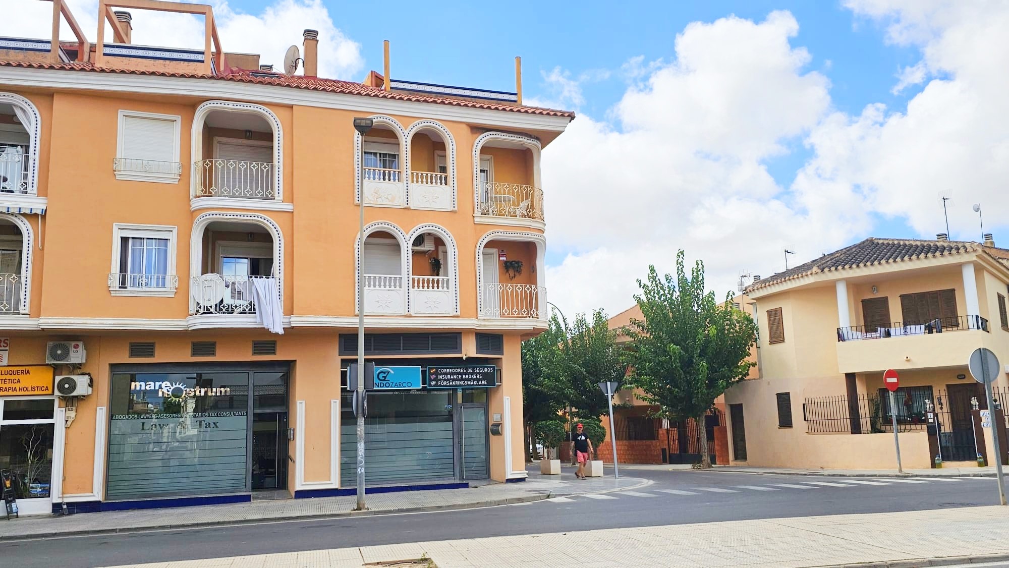 o_1j62r462616u09001irftc1pdp40 Town House in Los Alcazares, Murcia