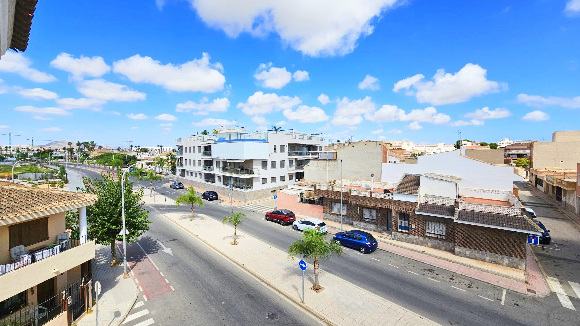 o_1j62r46261k1lm7fq8p1jnu1b735 Town House in Los Alcazares, Murcia