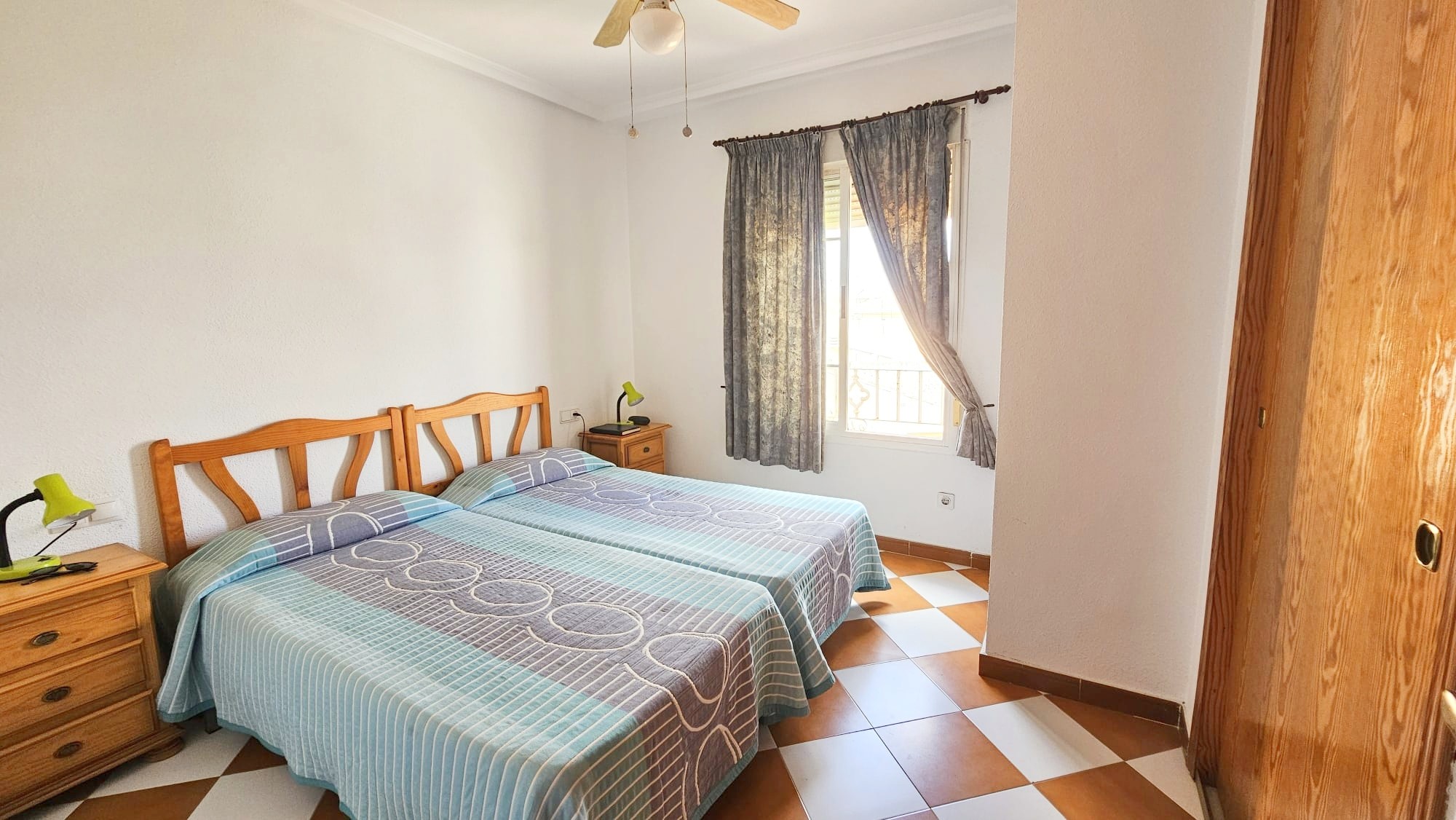 o_1j62r4626duo9tj14nv13ss2vi3b Town House in Los Alcazares, Murcia