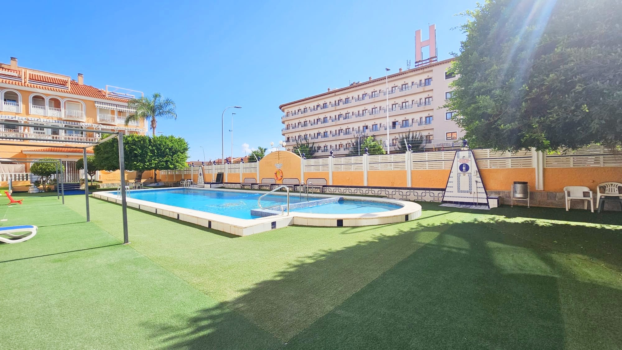 o_1j6i8saed2711pi9slq1e0s1m7k1m Town House in Los Alcazares, Murcia