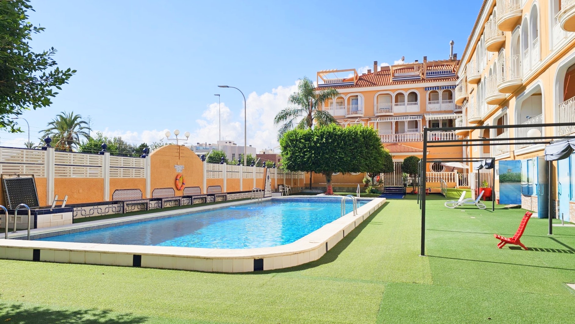 o_1j6i8saed4msdq24vr1bj3iiv1j.jpg Town House for sale in Los Alcazares