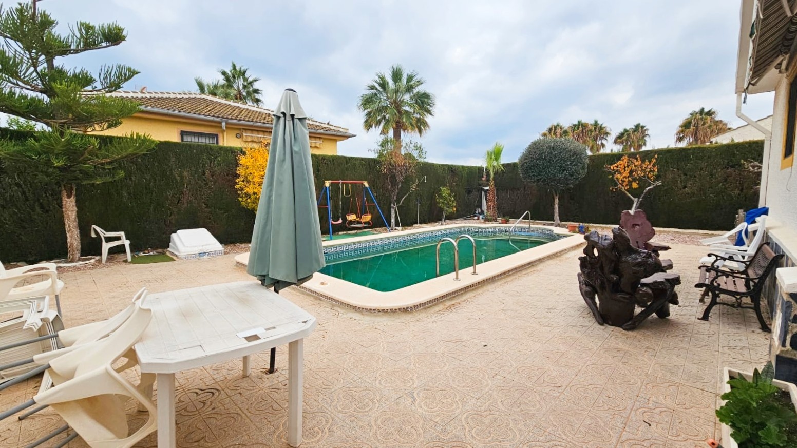 o_1jcgt1osn571val19k51d971vbi2l Villa in Los Alcazares, Murcia