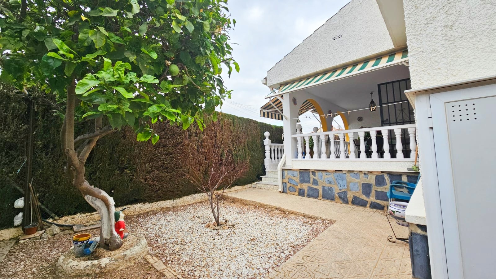 o_1jcgt1oso1qga1l77b24vc710kb3e Villa in Los Alcazares, Murcia