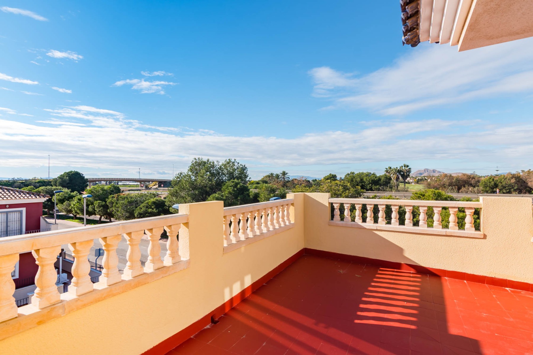 o_1jdv3oa9616innuc1hg5aid34g Town House in Los Alcazares, Murcia