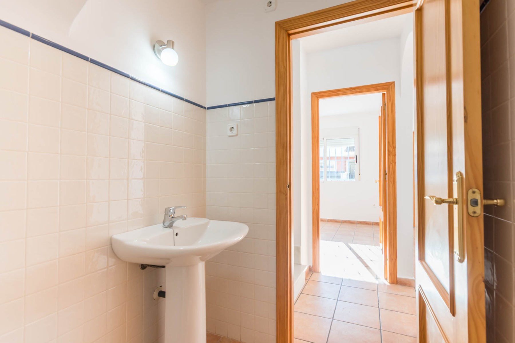 o_1jdv3oa96ro9d5m1nph5oghum3r Town House in Los Alcazares, Murcia