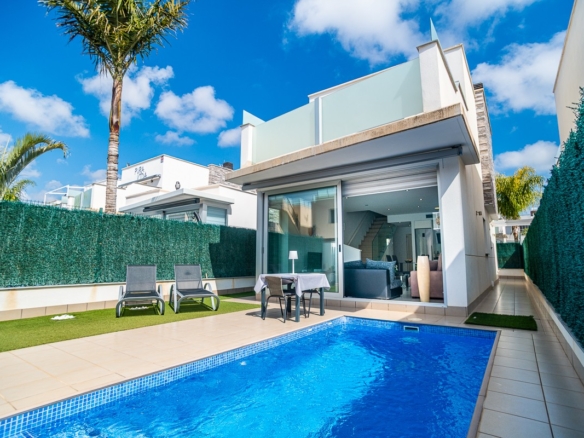 Villa for sale in San Pedro del Pinatar