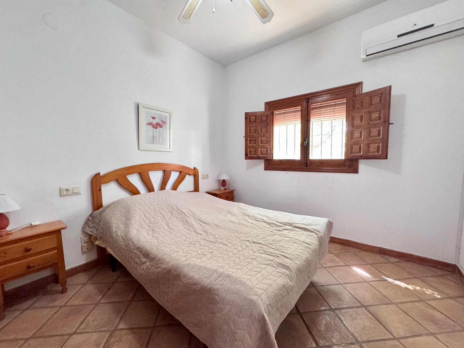 o_1jpg9cshq1hpfkt91o2ufiahqd33 Villa in Orihuela Costa, Alicante