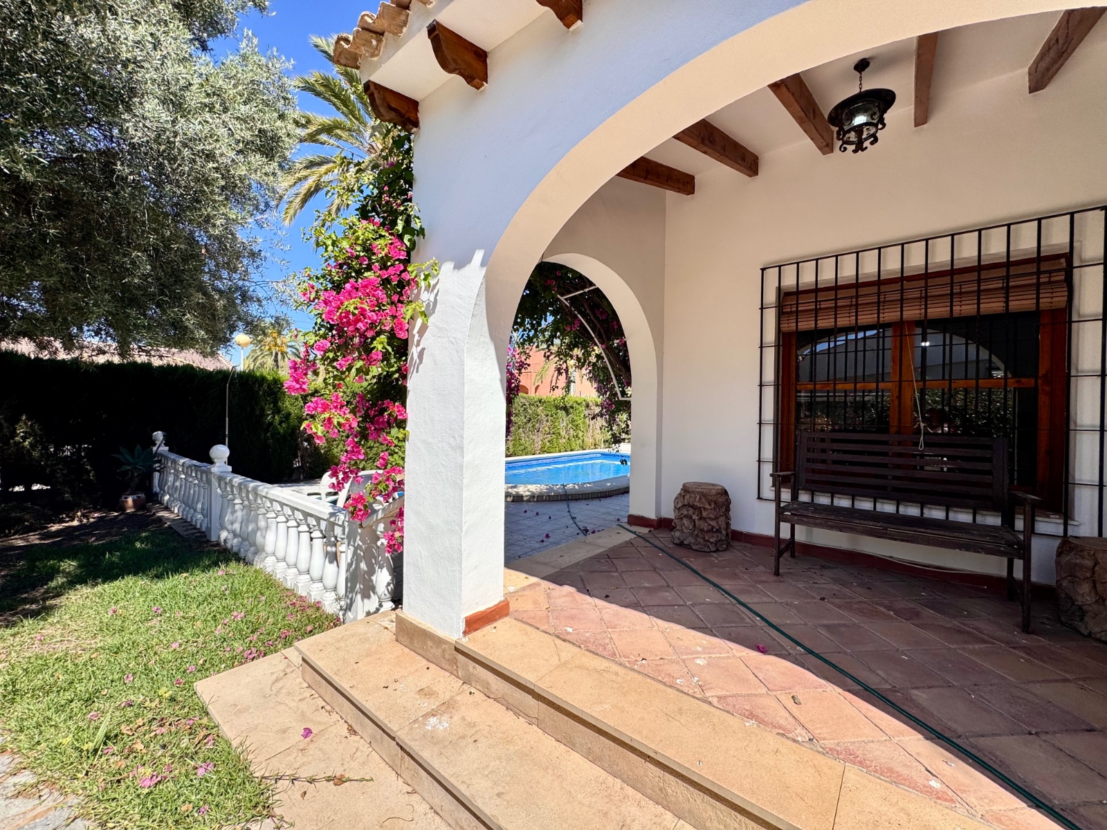 o_1jpg9cshq1j6m1o18cf81toj10hf2s Villa in Orihuela Costa, Alicante