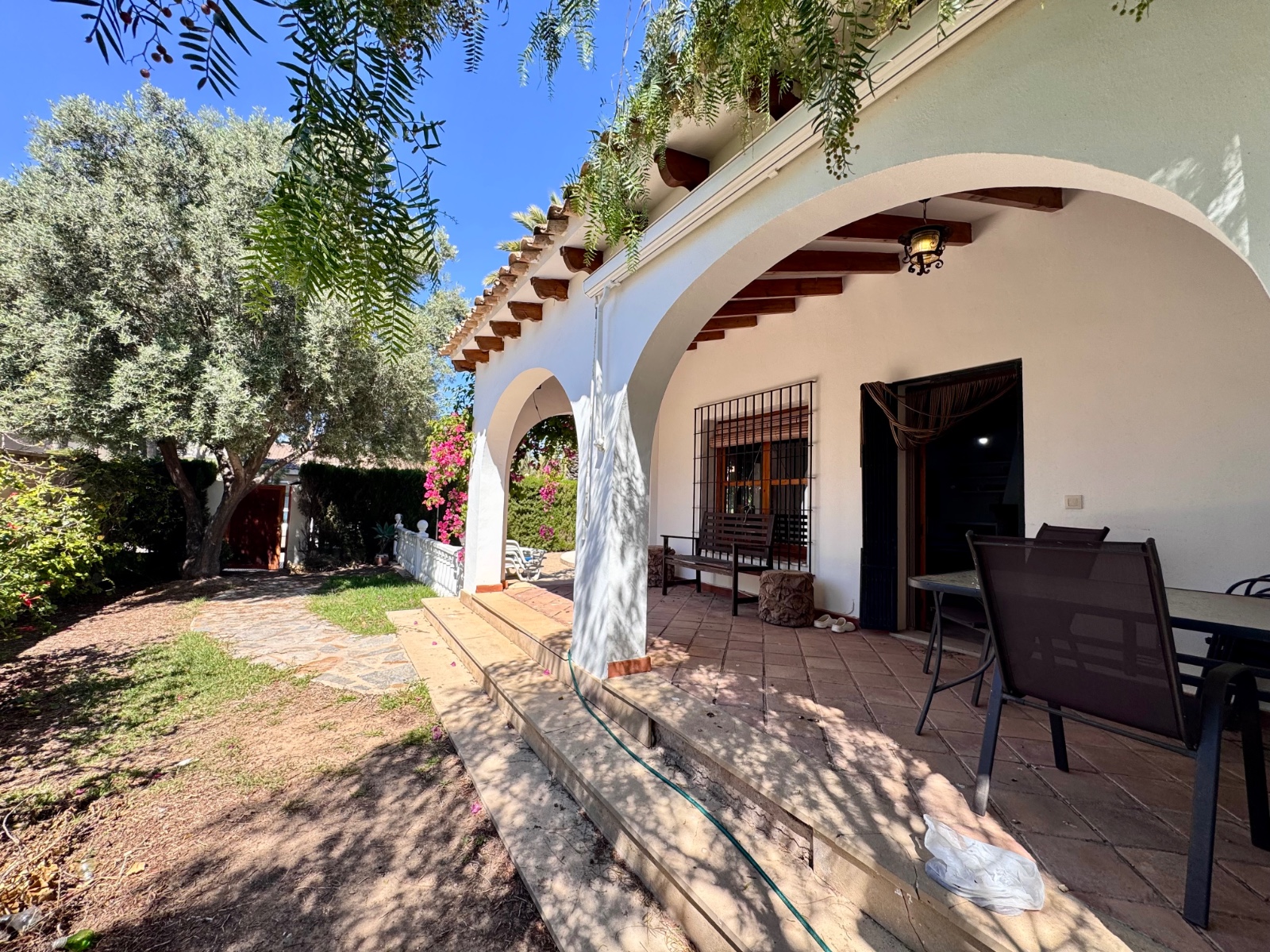 o_1jpg9cshqnkje9616ig1u8o14pm2t Villa in Orihuela Costa, Alicante