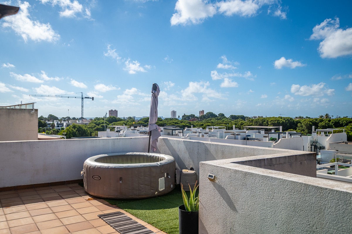o_1jqu47albsn0th213cs7p0d962n Penthouse in San Javier, Murcia