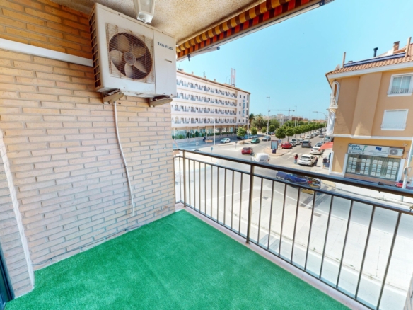 Apartment for sale in Los Alcazares