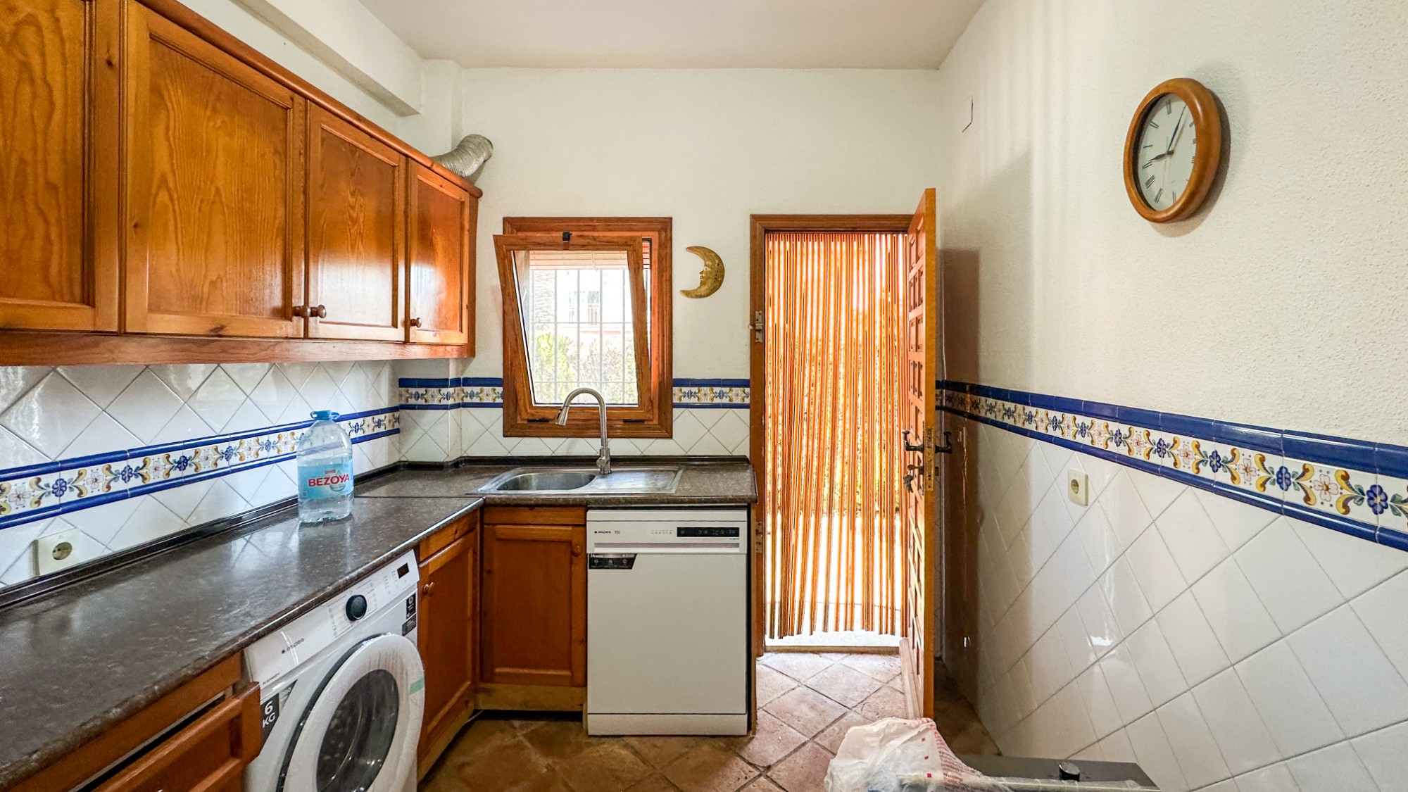 o_1jscka52k1b651p731i0b18gnqjq34 Villa in Cabo Roig, Alicante