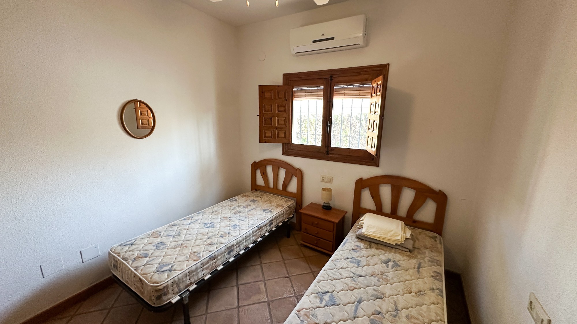 o_1jscka52k1gom1jd219n618ib88l37 Villa in Cabo Roig, Alicante