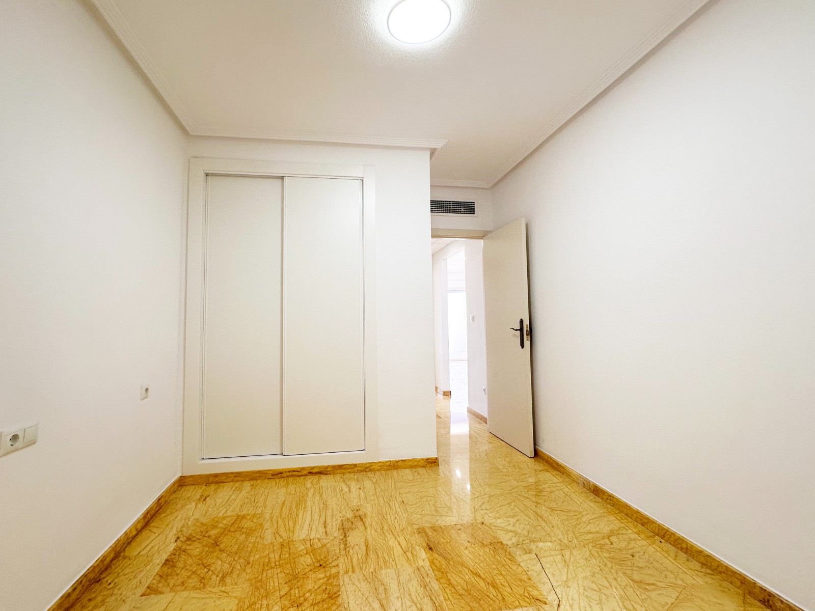 o_1jurkkelg1qiekubhm41ms21uom31 Apartment in Orihuela Costa, Alicante