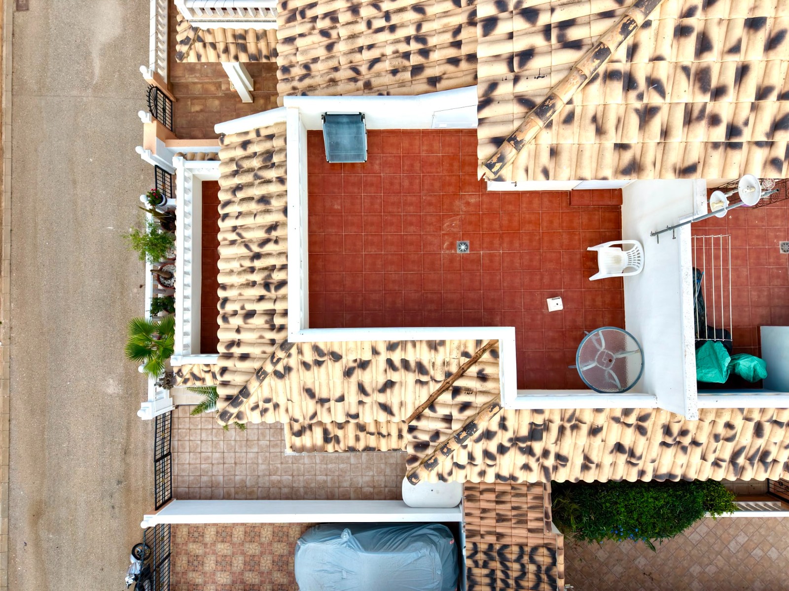 o_1jv3i2ggf12qj19oa29d19pldgb3j Town House in Cabo Roig, Alicante