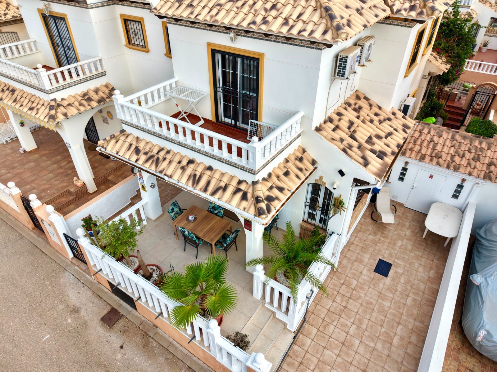 o_1jv3i2ggf16pcpsr1hkl27e169b2s Town House in Cabo Roig, Alicante