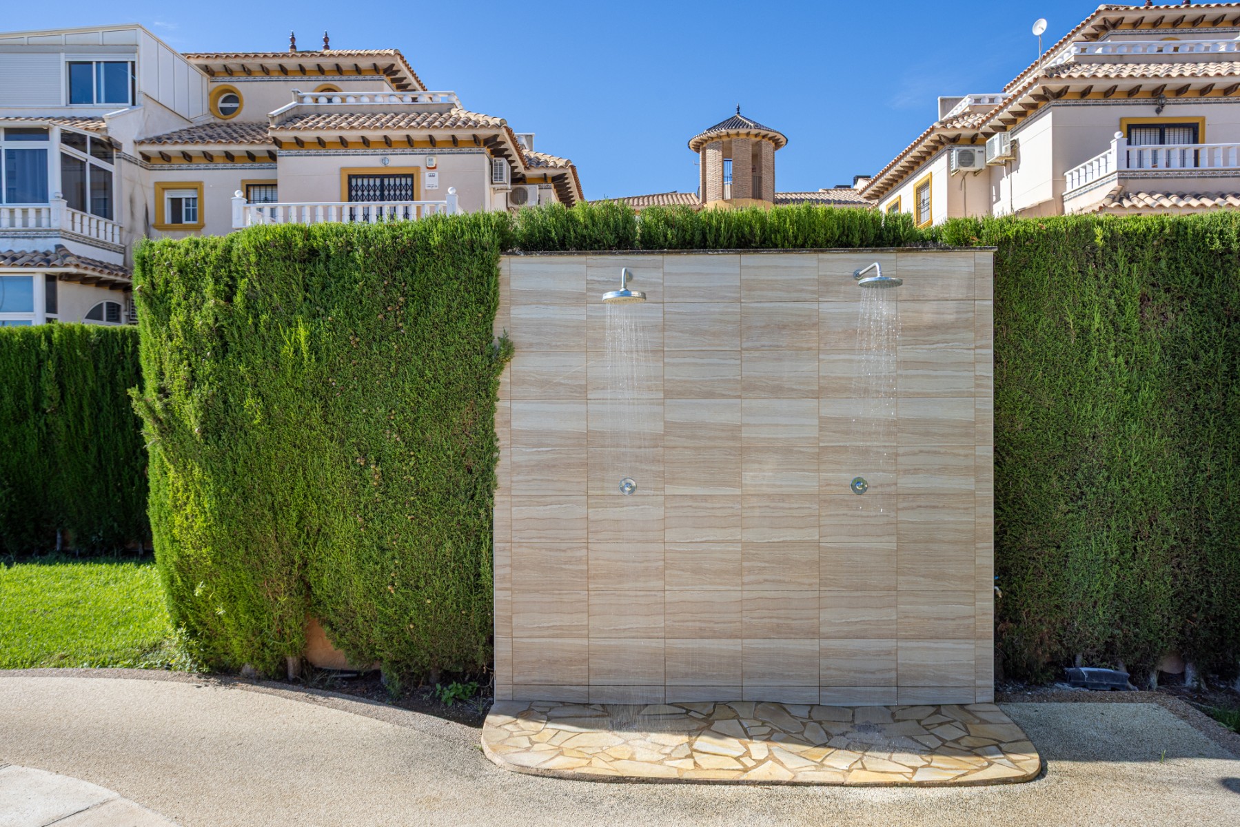 o_1jv3i2ggflh816ub1l4nps51u113p Town House in Cabo Roig, Alicante