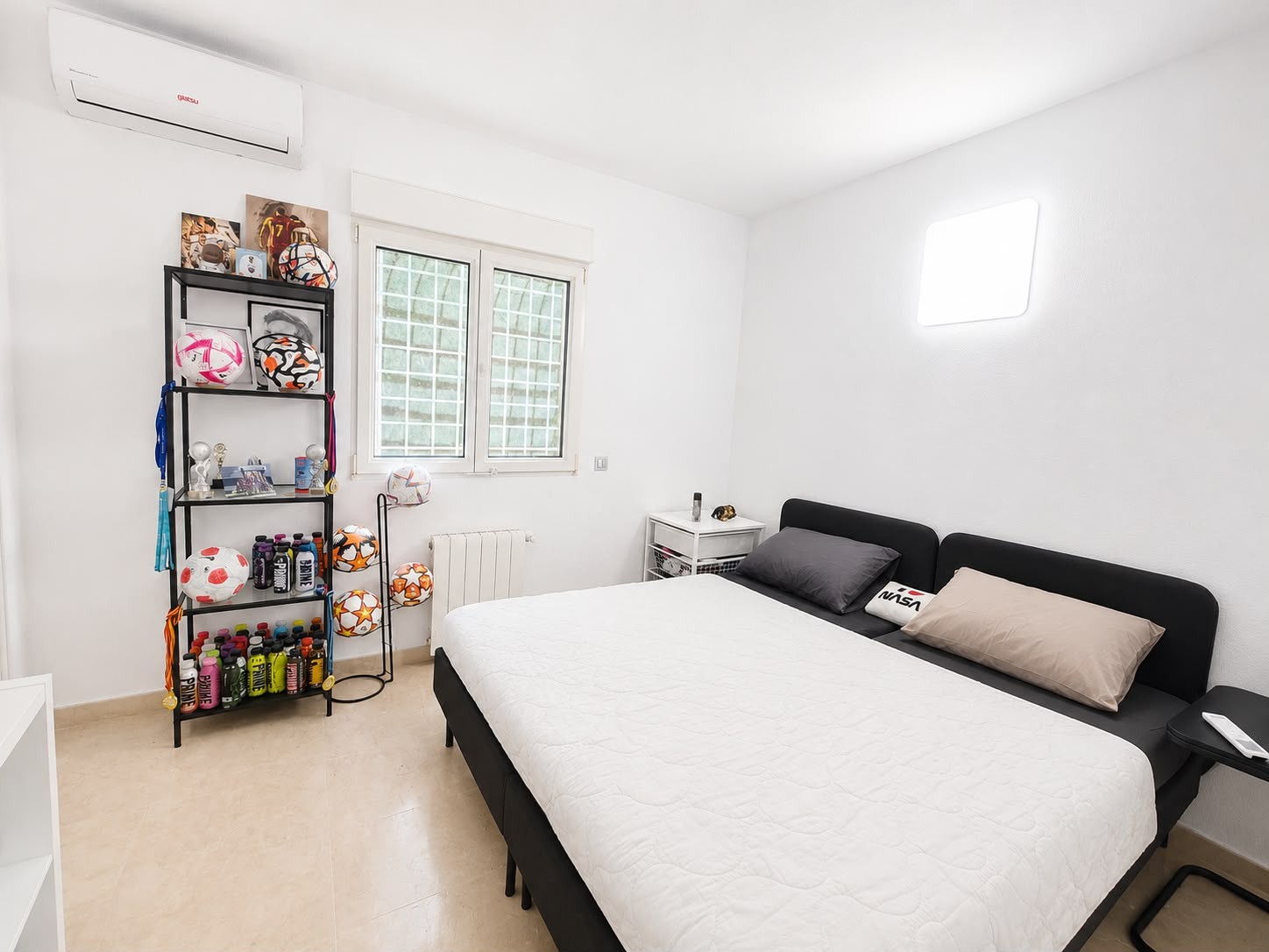 o_1jv8j38d09q41do0sg11370ml539 Villa in Villamartin, Alicante