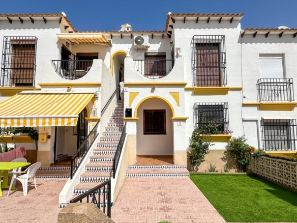 Bungalow for sale in San Miguel de Salinas