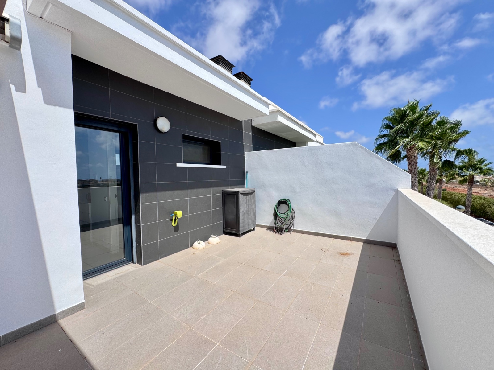 o_1k0i1ptnnb7719mip141ra213b942 Town House in Cabo Roig, Alicante