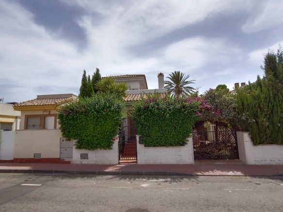 Semi Detached for sale in Sucina