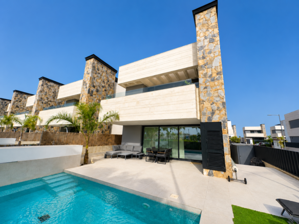 Villa for sale in Santa Rosalia Resort