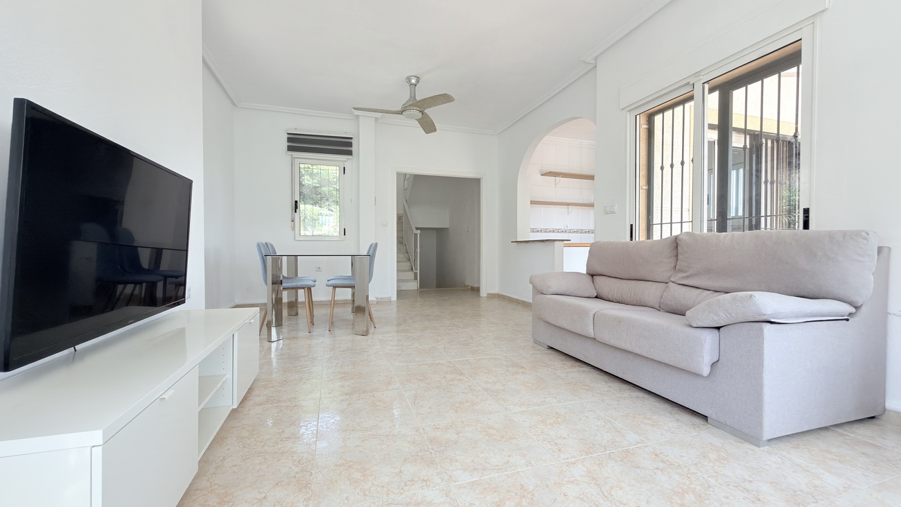1300