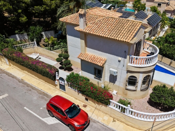 Villa for sale in Orihuela Costa
