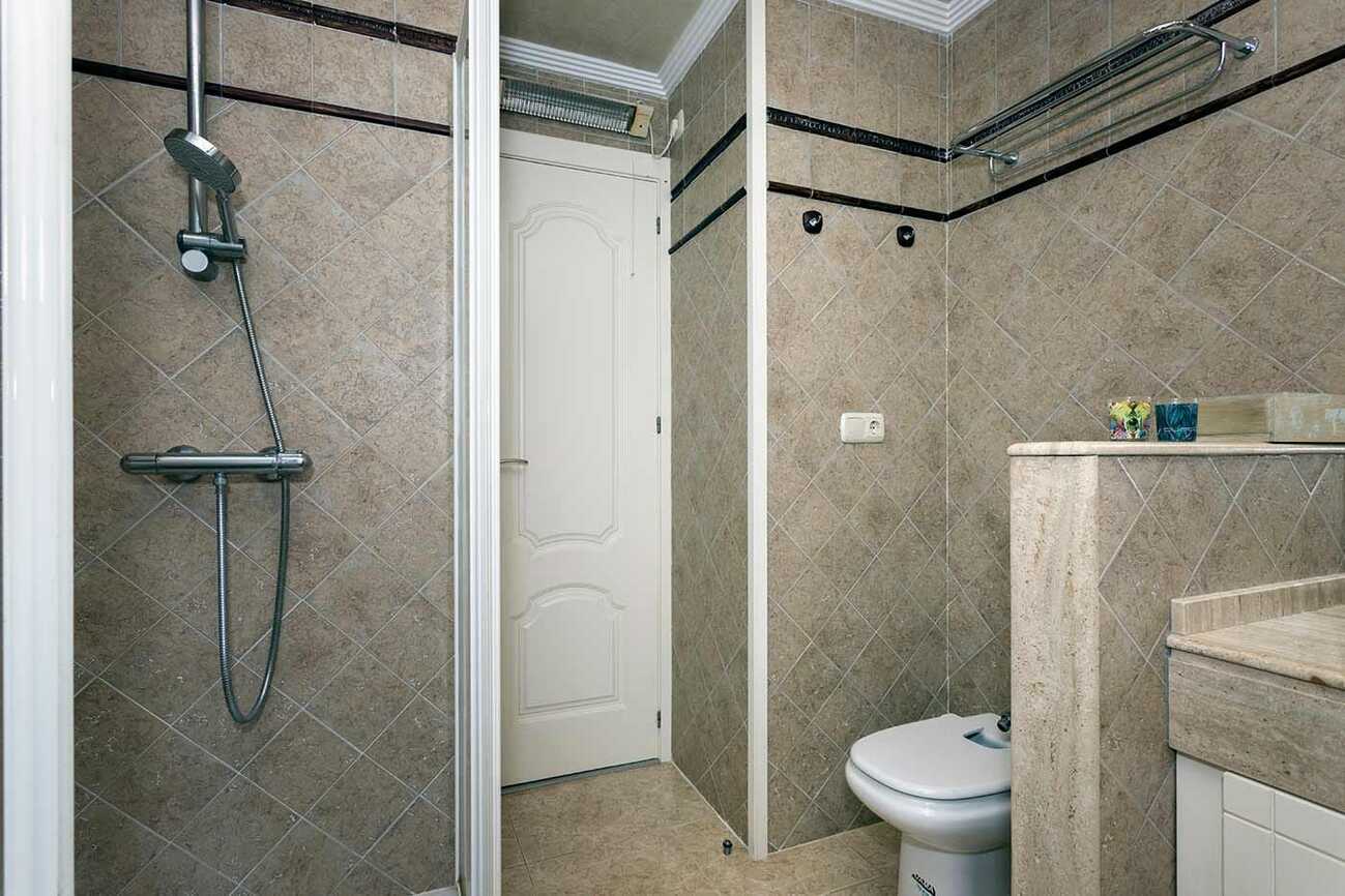1299