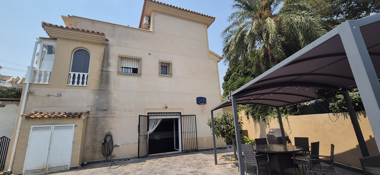 villa-villamartin-cbhd24-28 Villa in Villamartin, Alicante