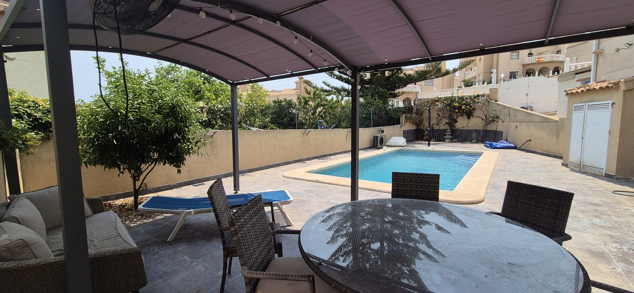 villa-villamartin-cbhd24-30 Villa in Villamartin, Alicante