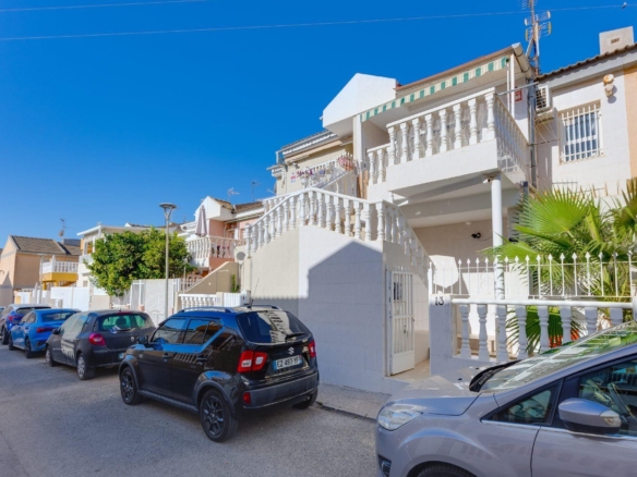 Bungalow for sale in Lo Pagan