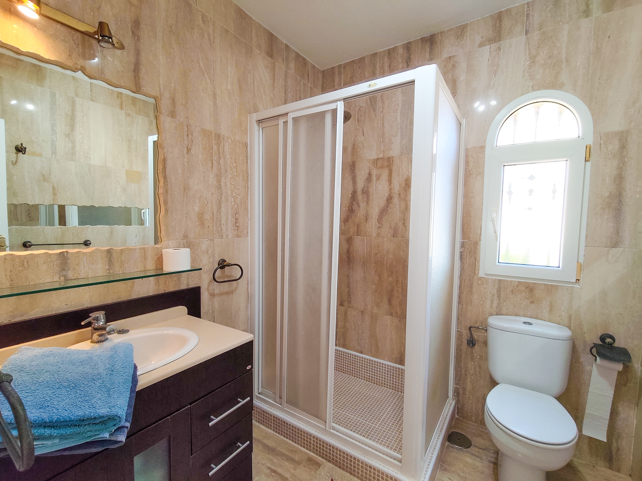 1789629181737_xlarge Villa in Villamartin, Alicante
