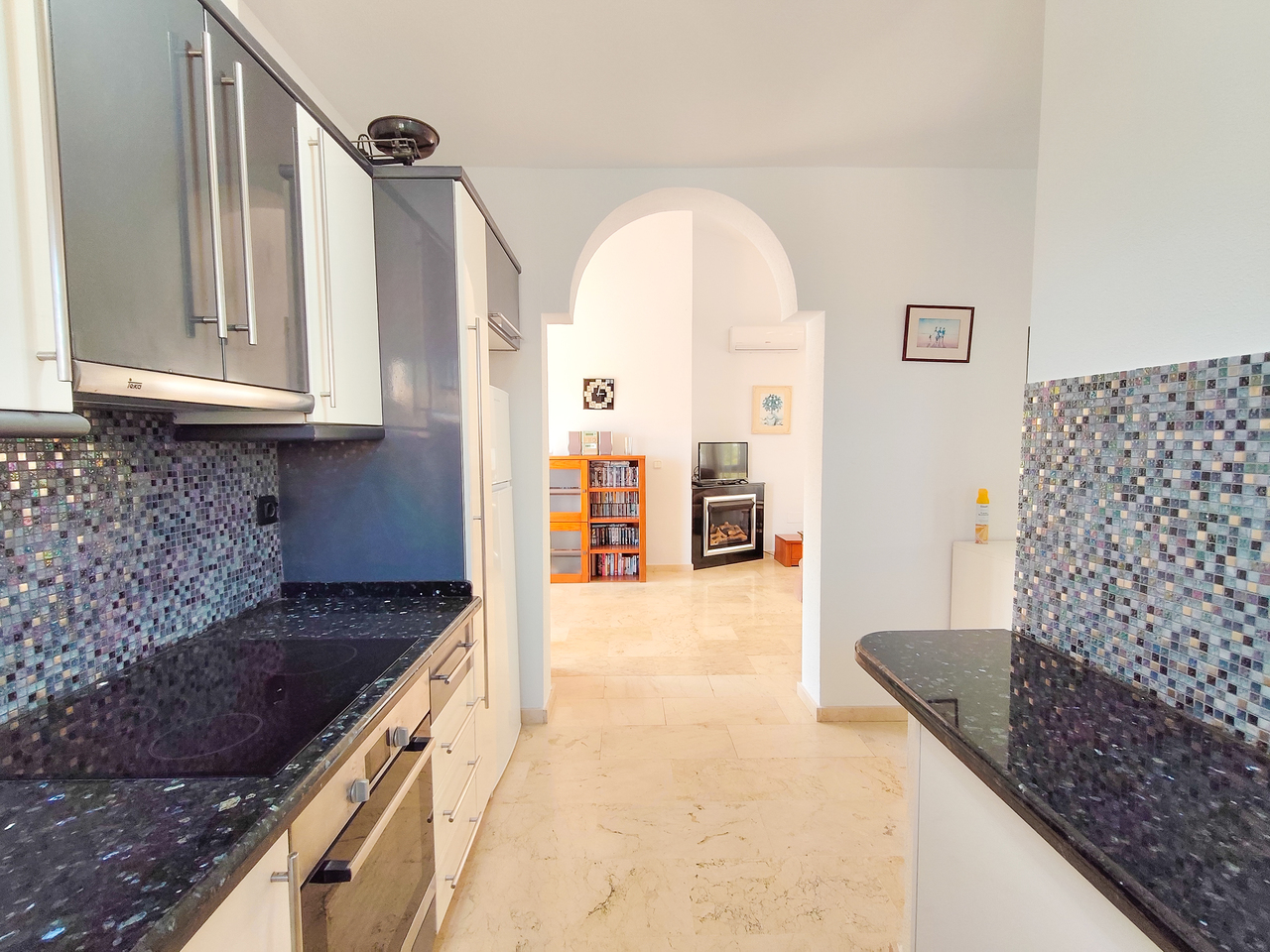 1789629182393_xlarge Villa in Villamartin, Alicante