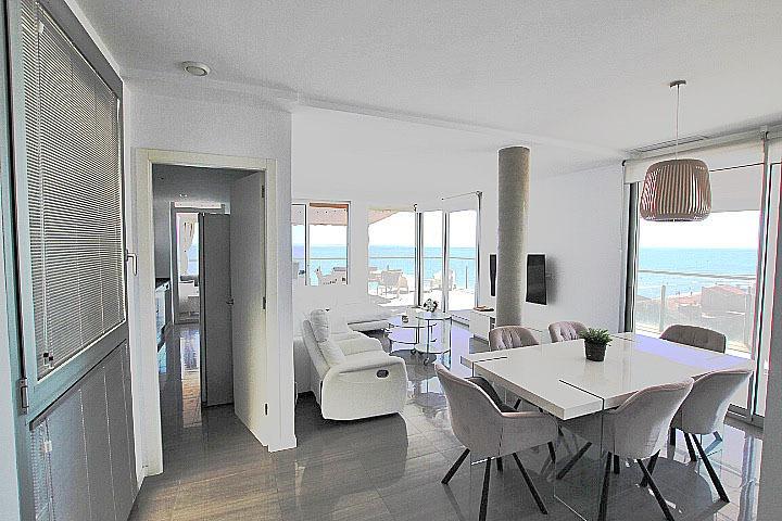 2-12 Penthouse in Guardamar del Segura, Alicante