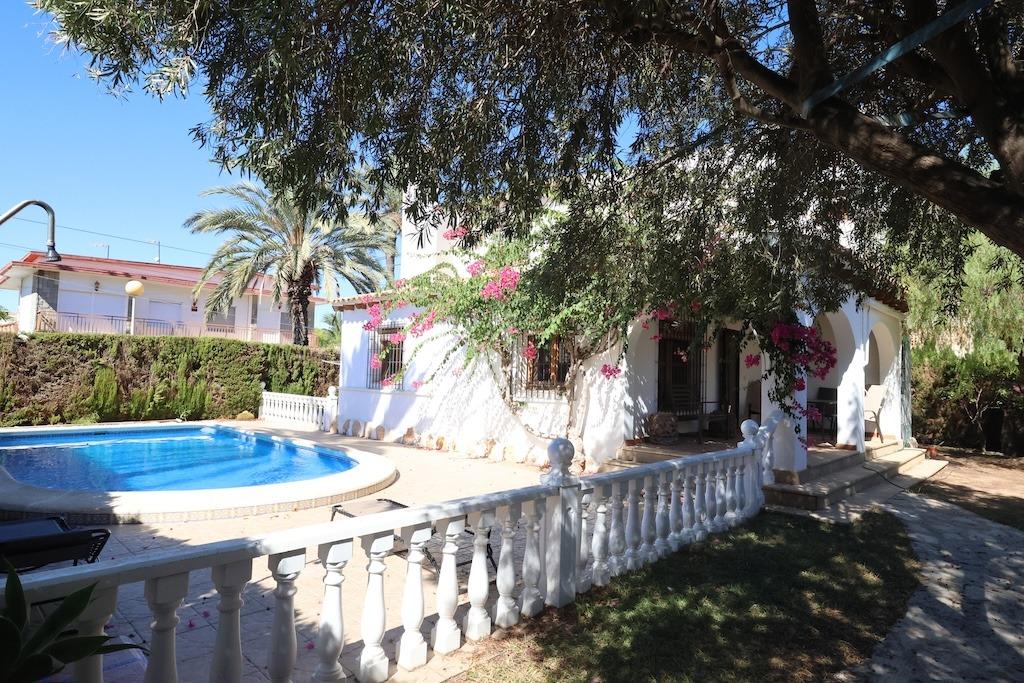 2-17 Villa in Orihuela Costa, Alicante