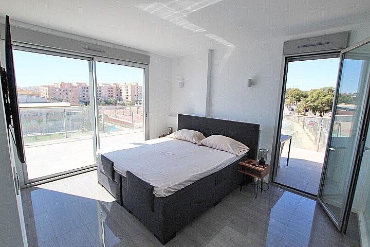 2-17 Penthouse in Guardamar del Segura, Alicante