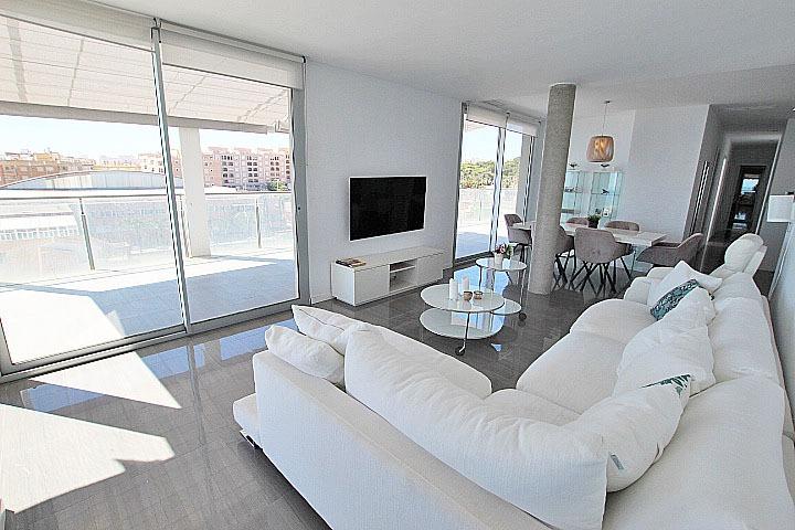 2-9 Penthouse in Guardamar del Segura, Alicante