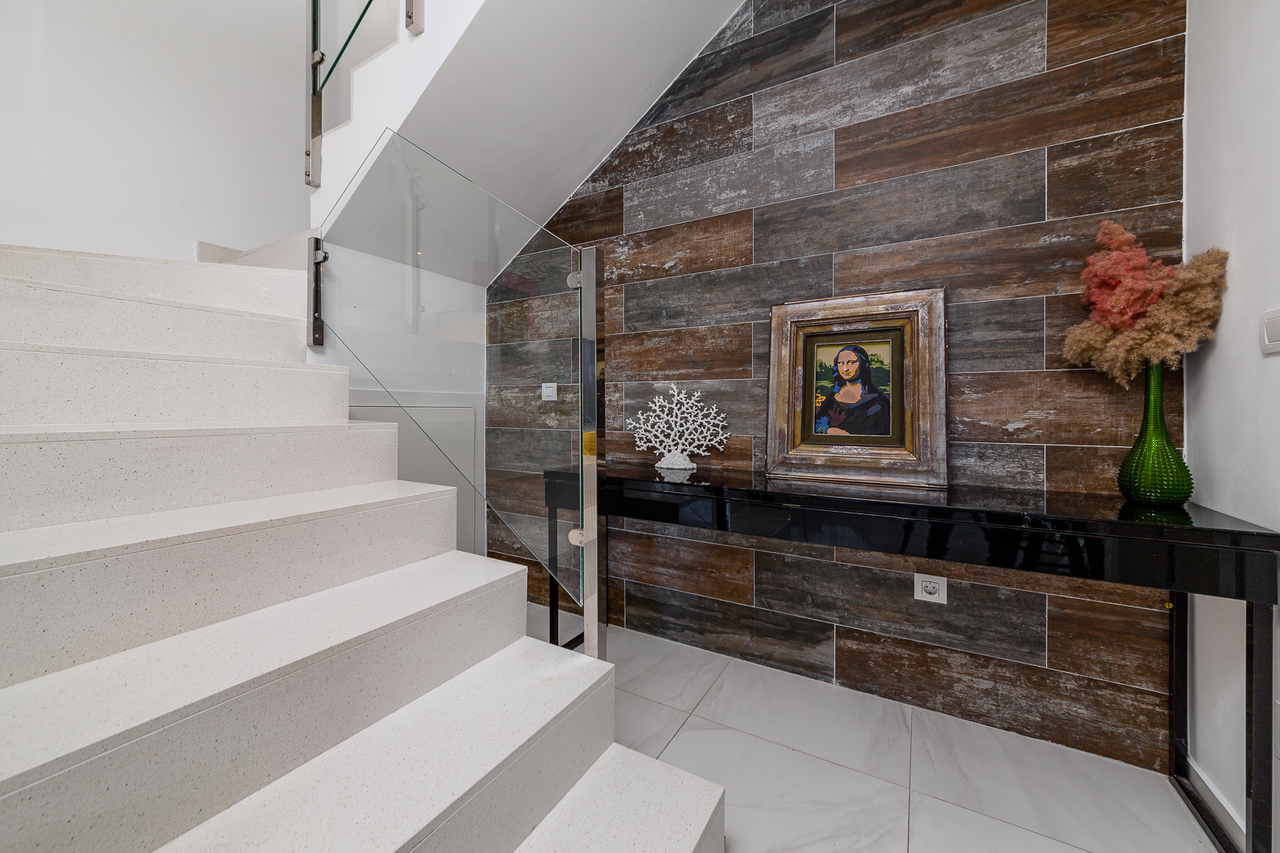 26h948w0858 Town House in Villamartin, Alicante