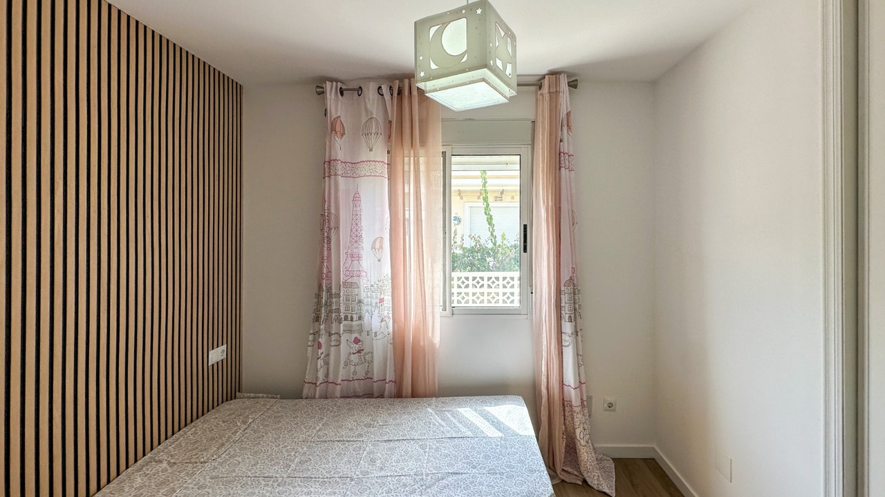 26i423s0950 Villa in Villamartin, Alicante